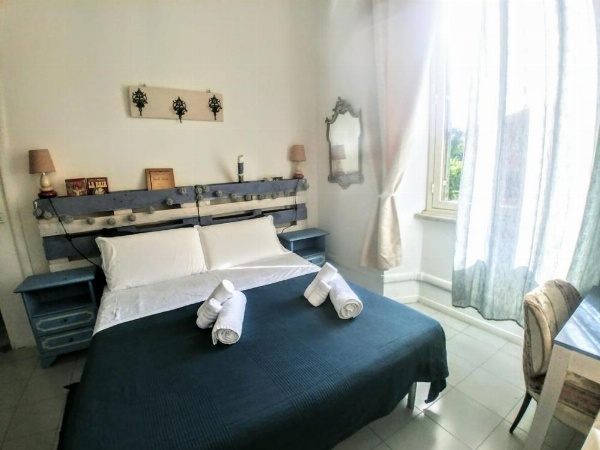 B&B Next Stop image 21